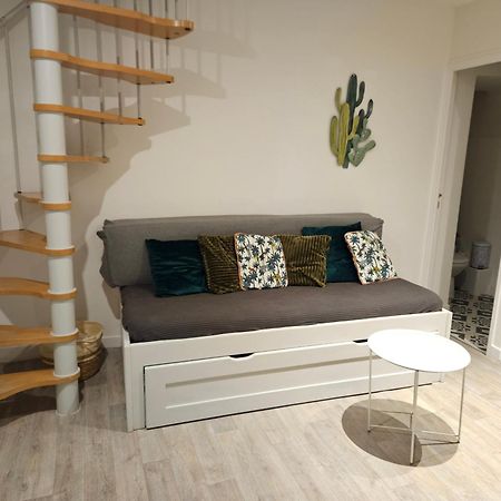 Maison De Village Meublee Avec Terrasse Donzere Екстер'єр фото